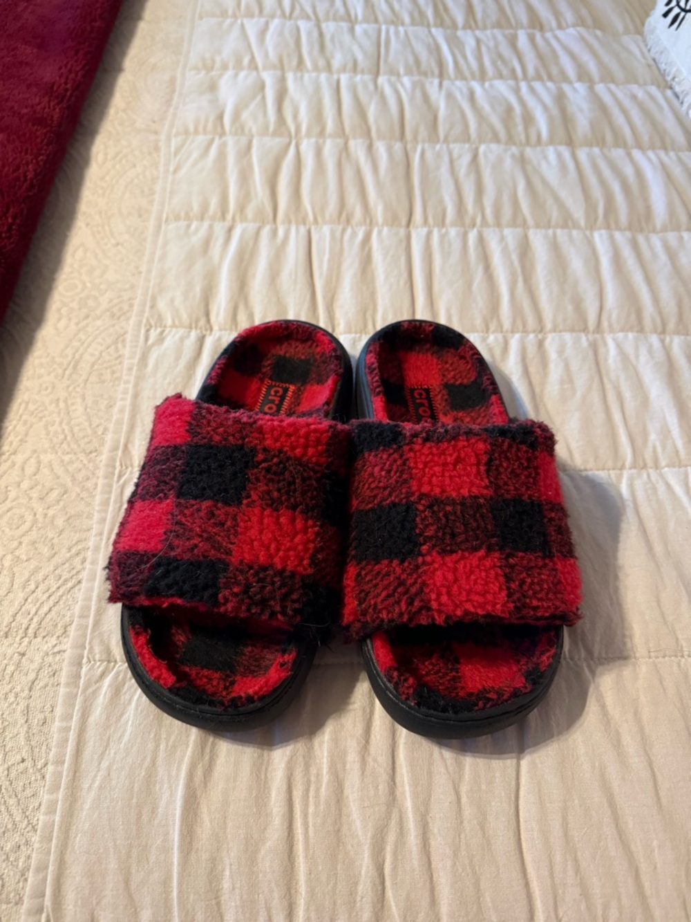 CROCS womens Red & Black Plaid Fuzzy Slide Sandals